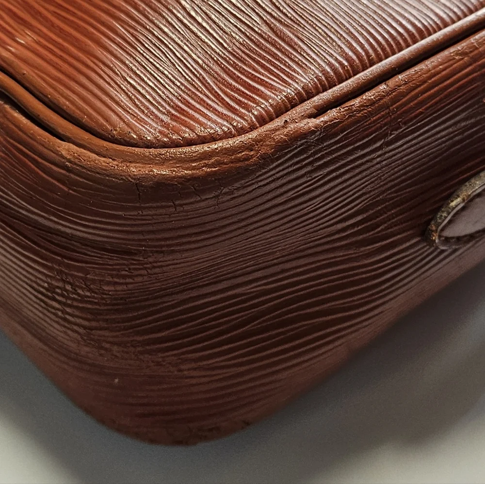 Louis Vuitton Epi Trocadero Bag